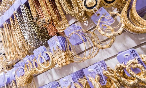 CLAIRE'S